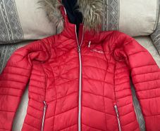 beautful  Dare2be from Regatta red spring jacket.