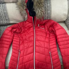 beautful  Dare2be from Regatta red spring jacket.