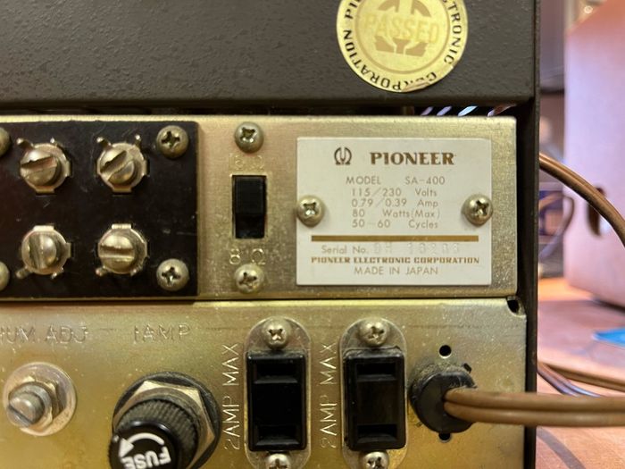 Rare vintage Pioneer SA400 vintage stereo valve / tube amplifier.