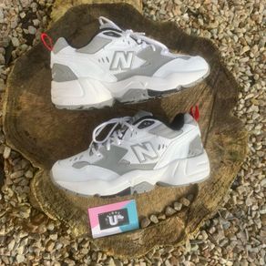 Premium Chunky New Balance 608
