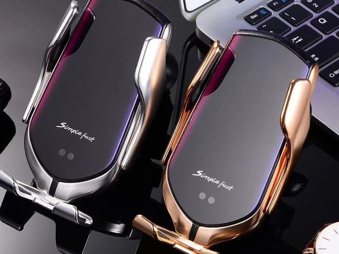 New Electronic Car Phone Holder 10W 3.0A Induction Wireless Quick Charger #1071