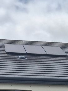 3 REC Solar Panels + Hoymiles HM-1500 Microinverter | Complete Working Solar PV System