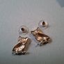 Gold tone owl stud earrings Image 3