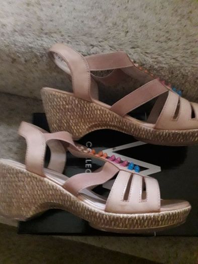 Sandals/Wedge Heeled Multicolour Leather Sandals .. Size: 5 UK .. 38  EU .. Price Drop .. Updated 20/07/22
