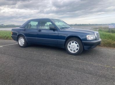 Mercedes 190E