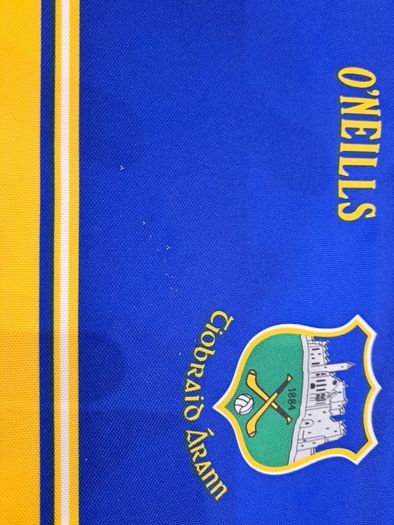 Classic O'Neill's 2002 Tipperary home Jersey