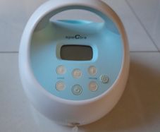 Spectra S1 breast pump and bottles