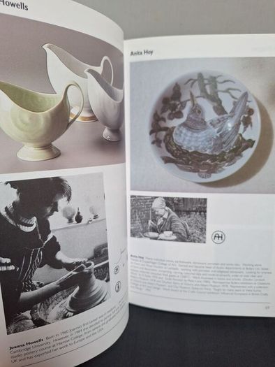 SALE!  POTTERS - An illustrated directory of the work of Fellows and Professional Members of the Craft Potters Association of Great Britain - 10th edition