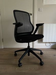 Knoll Regeneration Office Chair