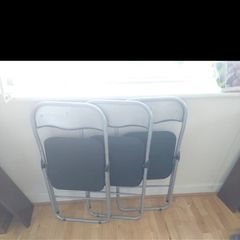 Set of 3 folding chairs