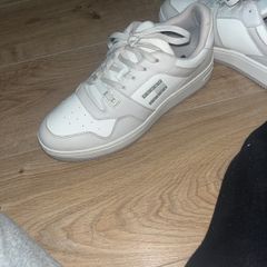 tommy hilfiger shoes