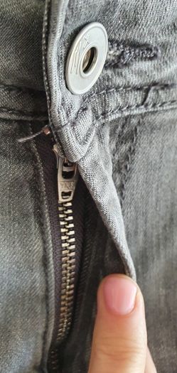 Miss by Captain Tortue grey skinny with zip detail Sz 38 (10-12UK) - Rrp 89 (New)