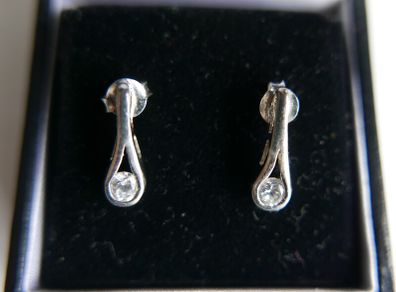 Vintage Sterling Silver 925 CZ Loop Drop Earrings 1,54g