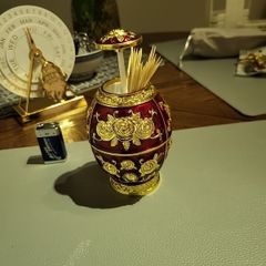 Toothpick dispenser