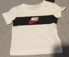 Nike baby tshirt 0-3 months