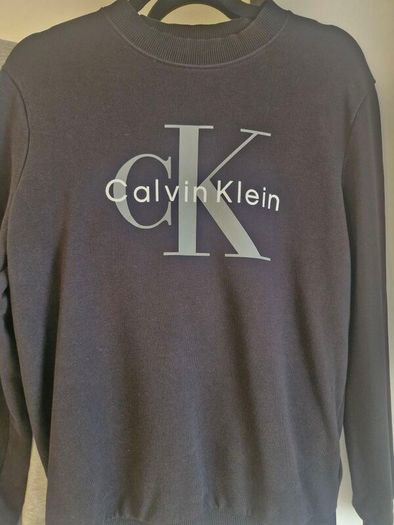 Calvin Klein Sweatshirt x 2