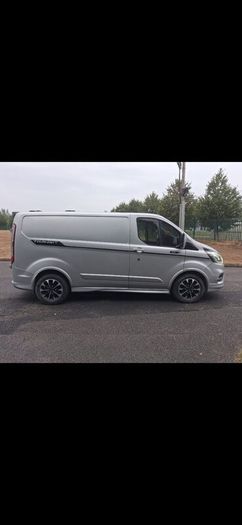 Ford transit custom sport