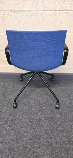 Catifa Up chairs x 30