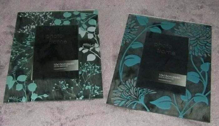 BNWT Harrods Glass Photo Frames
