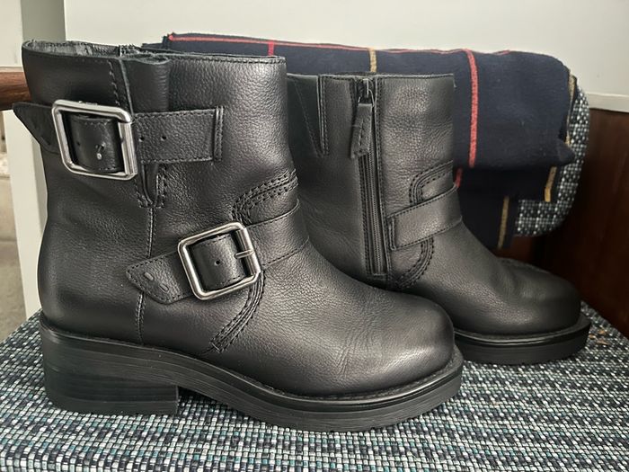 Leather biker boots