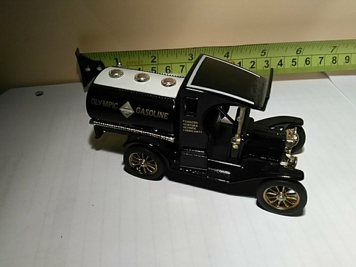 Corgi classics