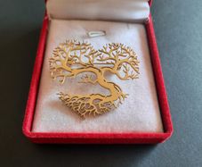 Laser Cut Tree of Life Brooch with intricate branches design Heart Shape Tree Pin Badge Woodlands Jewellery Gold Tone