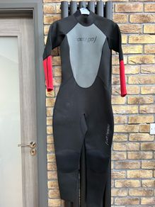 womens wetsuit