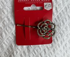 Hair Clip (Johnny Loves Rosie)