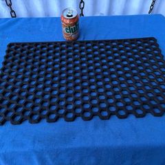 Rubber scraper door mat