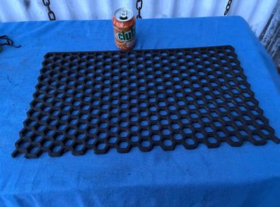 Rubber scraper door mat
