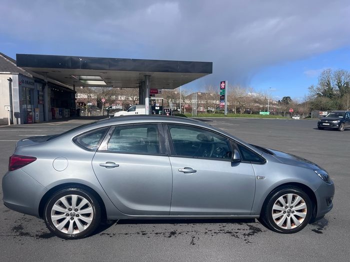 2014 Opel Astra