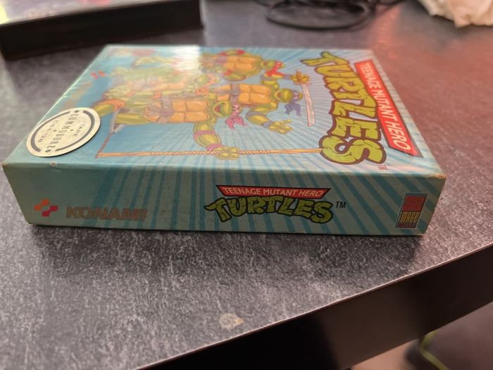 Teenage Mutant Hero Turtles C64 Commodore 64 Big Box (Konami / Image Works, 1990)