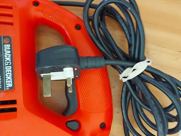 Black & Decker Jigsaw, 400w, Model KS631, working fine, very good condition