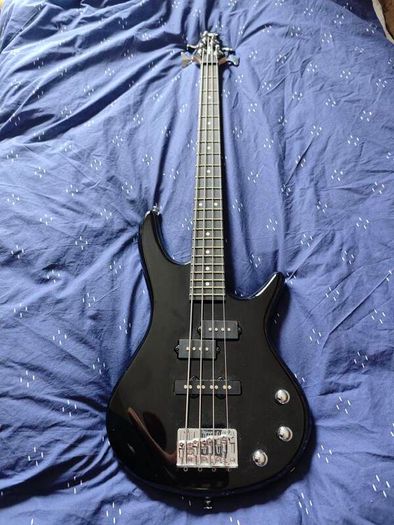 Ibanez gio bass 3/4 size