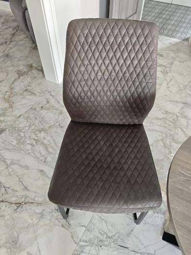 table and chairs
