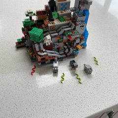 Minecraft Mountain Cave