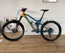 Vitus Sommet 2018, size L. Price: 1,300e