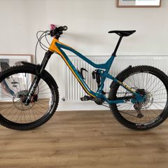 Vitus Sommet 2018, size L. Price: 1,300e