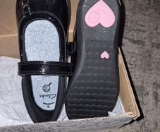 girls clarks shoes size in picture