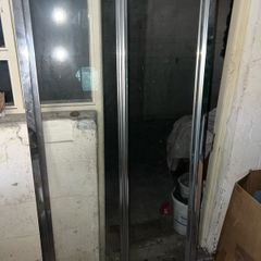 Kristal Bifold Shower Door