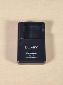 Panasonic Lumix DE-A45 camera battery charger european 2 pin