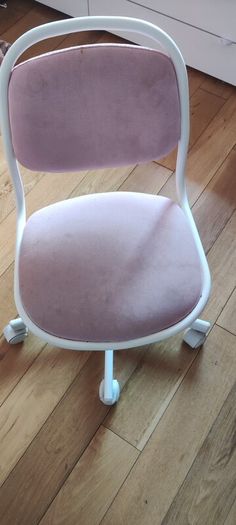 Desk chair
