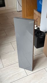 floating shelf (no brackets)