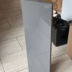 floating shelf (no brackets)