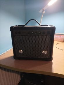 Bluerock FX-10B 10W bass amp