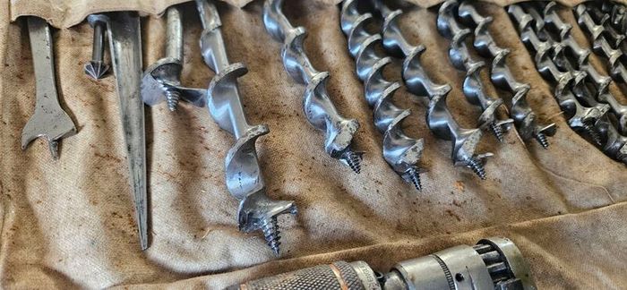 Stanley brace & 21 bits