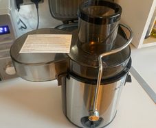 Centrifugal Juicer