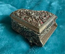 Vintage Grand Piano Jewelry Box, Gold Tone with Red Velvet Japan