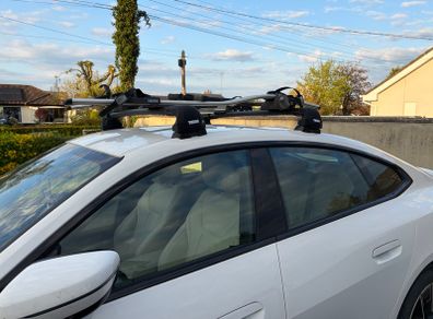 BMW Thule Edge WingBar Roof Rack + footpack