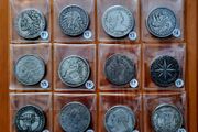 Commemorative / Souvenir 1 Dollar Coins.